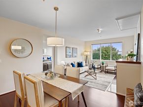 2960 SW Raymond Street 204, Seattle WA 98126