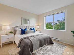 2960 SW Raymond Street 204, Seattle WA 98126
