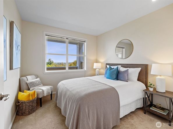 2960 SW Raymond Street 204, Seattle WA 98126