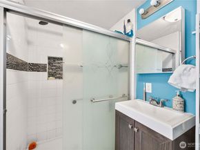 17563 12th Avenue NE, Shoreline WA 98155