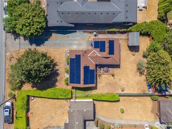 17563 12th Avenue NE, Shoreline WA 98155