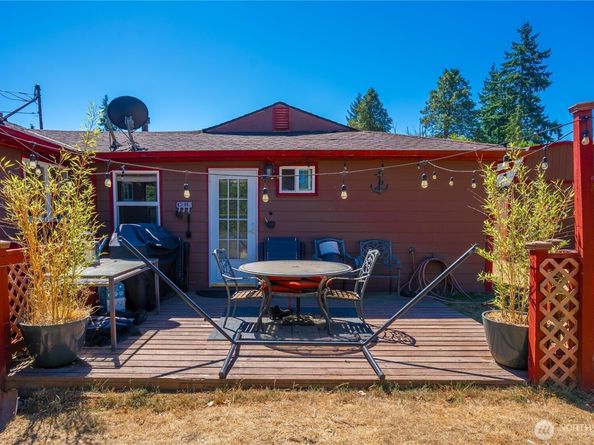 17563 12th Avenue NE, Shoreline WA 98155