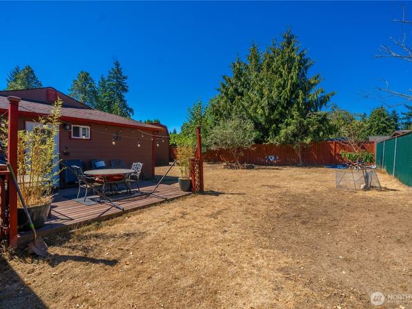 17563 12th Avenue NE, Shoreline WA 98155