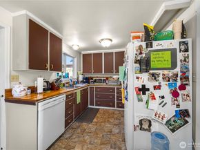 17563 12th Avenue NE, Shoreline WA 98155