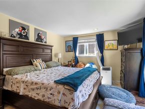 17563 12th Avenue NE, Shoreline WA 98155