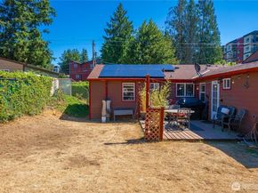 17563 12th Avenue NE, Shoreline WA 98155