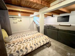 35770 27th Avenue S, Federal Way WA 98003