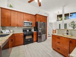 35770 27th Avenue S, Federal Way WA 98003