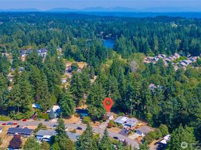 35770 27th Avenue S, Federal Way WA 98003