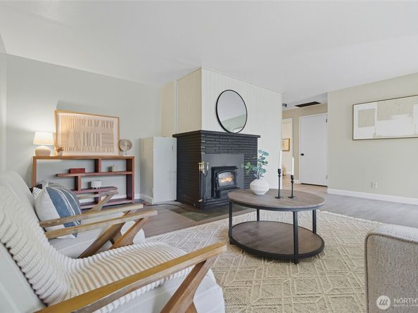 1006 NE 126th St., Seattle WA 98125