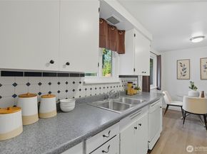 1006 NE 126th St., Seattle WA 98125