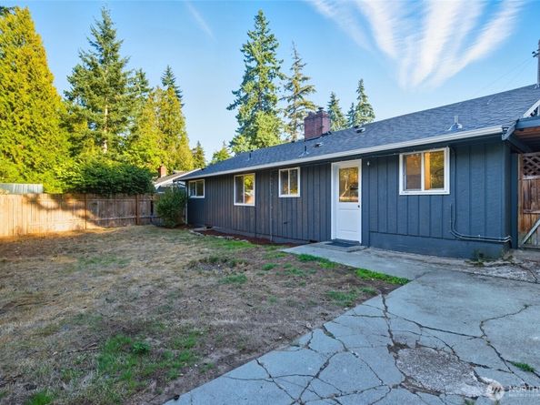 1006 NE 126th St., Seattle WA 98125