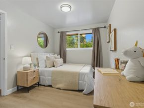 1006 NE 126th St., Seattle WA 98125