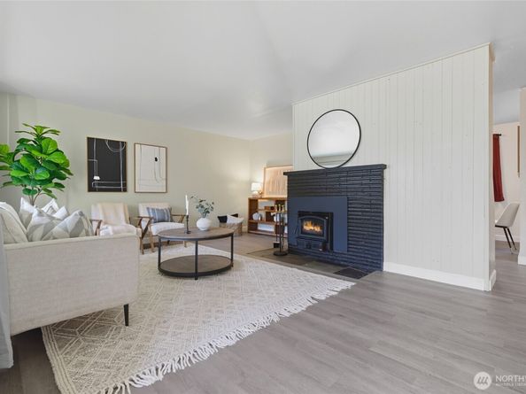 1006 NE 126th St., Seattle WA 98125