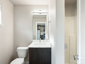4910 S Willow Street B, Seattle WA 98118