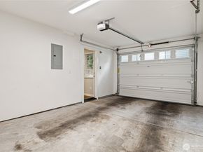 4910 S Willow Street B, Seattle WA 98118