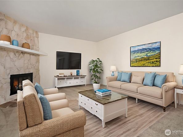 12424 NE 145th Street C25, Kirkland WA 98034