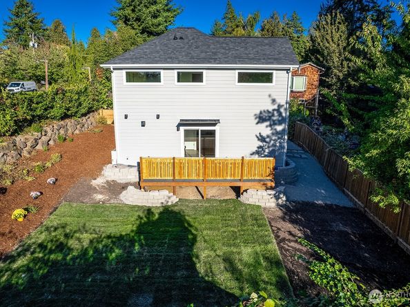12029 40th Avenue NE C, Seattle WA 98125