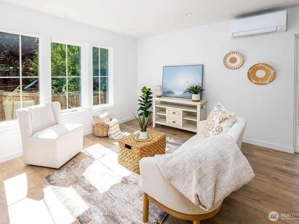 12029 40th Avenue NE C, Seattle WA 98125