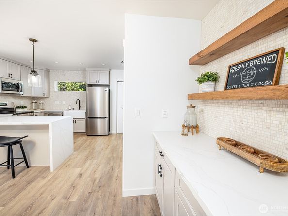 12029 40th Avenue NE C, Seattle WA 98125