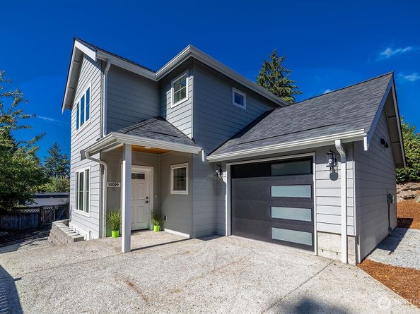 12029 40th Avenue NE C, Seattle WA 98125