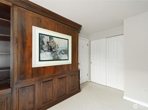 10057 Wallingford Avenue N 12, Seattle WA 98133