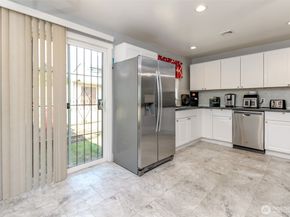 17917 116th Avenue SE, Renton WA 98058