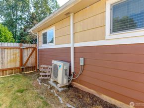 17917 116th Avenue SE, Renton WA 98058