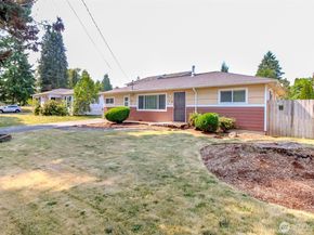 17917 116th Avenue SE, Renton WA 98058