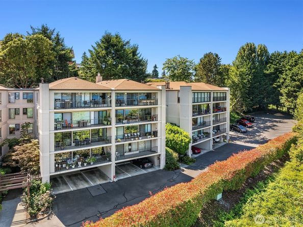8005 Sand Point Way NE A52, Seattle WA 98115