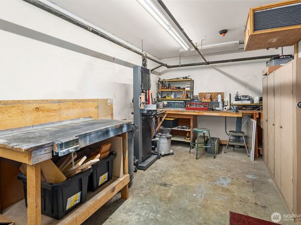 8005 Sand Point Way NE A52, Seattle WA 98115