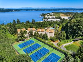 8005 Sand Point Way NE A52, Seattle WA 98115