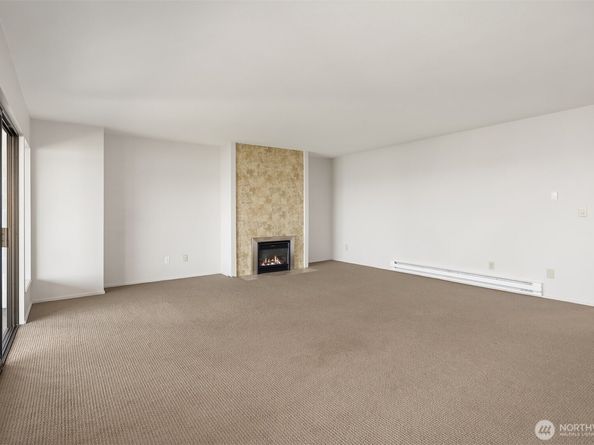 8005 Sand Point Way NE A52, Seattle WA 98115