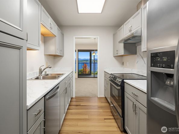 8005 Sand Point Way NE A52, Seattle WA 98115