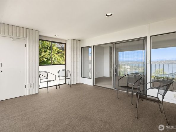 8005 Sand Point Way NE A52, Seattle WA 98115