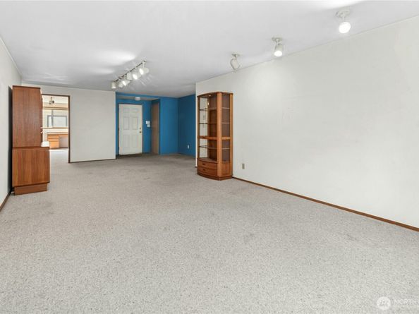 20617 28th Avenue W A5, Lynnwood WA 98036
