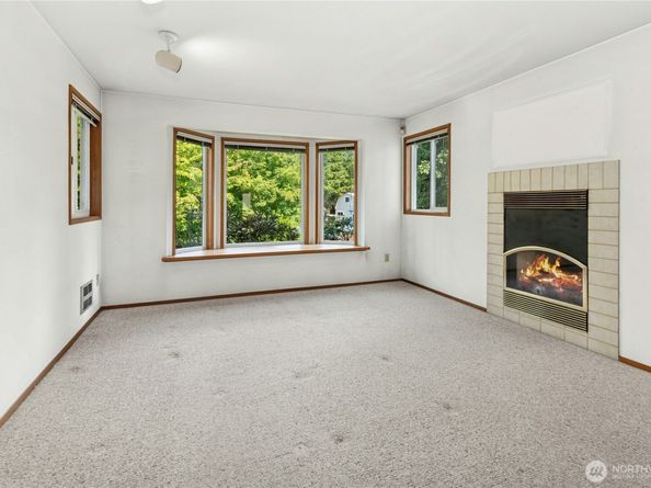 20617 28th Avenue W A5, Lynnwood WA 98036