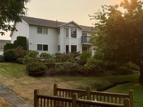 20617 28th Avenue W A5, Lynnwood WA 98036