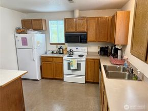 20617 28th Avenue W A5, Lynnwood WA 98036
