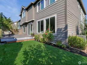 21599 SE 2nd Street, Sammamish WA 98074
