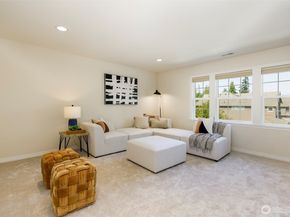 21599 SE 2nd Street, Sammamish WA 98074