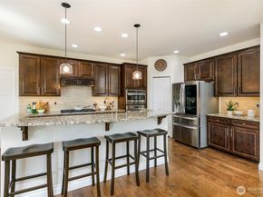 21599 SE 2nd Street, Sammamish WA 98074