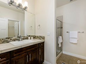 21599 SE 2nd Street, Sammamish WA 98074