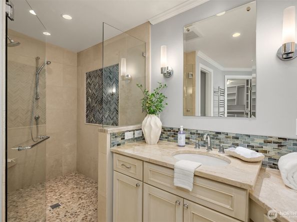 16733 Maplewild Avenue SW, Burien WA 98166