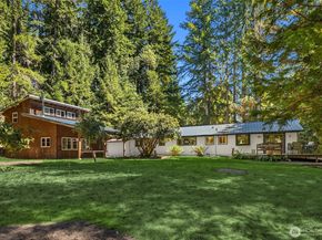 5836 Battle Point Drive NE, Bainbridge Island WA 98110