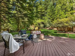5836 Battle Point Drive NE, Bainbridge Island WA 98110
