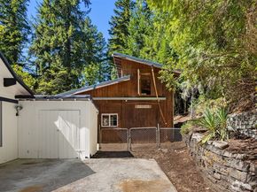 5836 Battle Point Drive NE, Bainbridge Island WA 98110