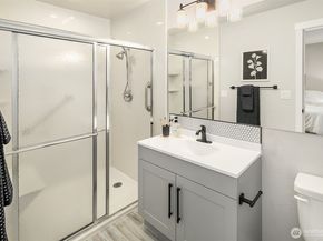 10807 NE 143rd Street, Kirkland WA 98034
