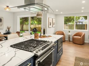 10807 NE 143rd Street, Kirkland WA 98034