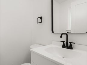 604 N 201st Street, Shoreline WA 98133